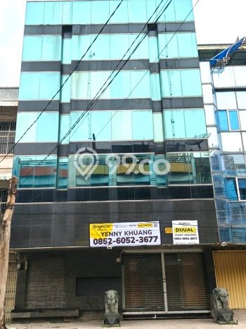 Ruko Komersial Disewakan di Medan Area Medan Luas 600m2 Ruko Komersial Disewakan di Medan Area Medan Luas 600m2