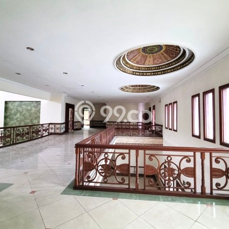 Siap Huni Rumah Mewah 8 Kamar di Medan Polonia Dekat ke Mana Pun Siap Huni Rumah Mewah 8 Kamar di Medan Polonia Dekat ke Mana Pun