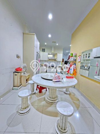 Siap Huni Hunian Elit 6 Kamar di Medan Area Dekat ke Mana Saja Siap Huni Hunian Elit 6 Kamar di Medan Area Dekat ke Mana Saja