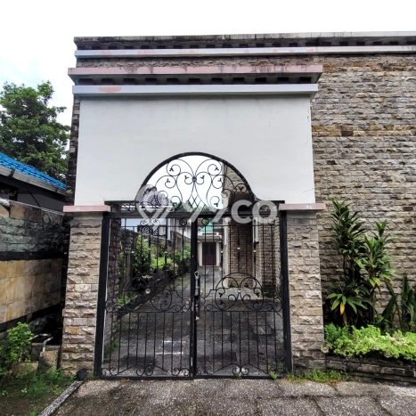Siap Huni Rumah Mewah 8 Kamar di Medan Polonia Dekat ke Mana Pun Siap Huni Rumah Mewah 8 Kamar di Medan Polonia Dekat ke Mana Pun