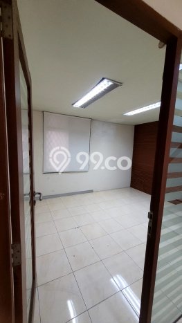 Disewakan Ruko komersial di Medan Kota luas bangunan 250m2 Disewakan Ruko komersial di Medan Kota luas bangunan 250m2