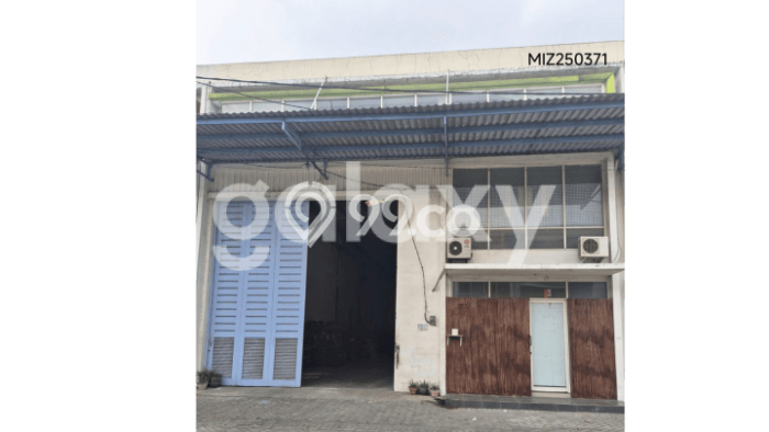 Lokasi Strategis! Dijual Gudang Bisnis di Driyorejo, Gresik Kondisi Baik Lokasi Strategis! Dijual Gudang Bisnis di Driyorejo, Gresik Kondisi Baik