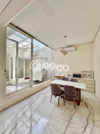 Dijual Rumah Elit Exclusive di Lakarsantri, Surabaya Dijual Rumah Elit Exclusive di Lakarsantri, Surabaya
