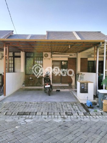 Jual Rumah Bagus Siap Huni LB 50m2 di Manyar, Gresik Jual Rumah Bagus Siap Huni LB 50m2 di Manyar, Gresik