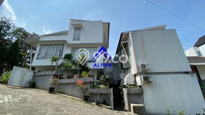For Sale! Luxury House LT 232m2 Desain Modern di Dago For Sale! Luxury House LT 232m2 Desain Modern di Dago