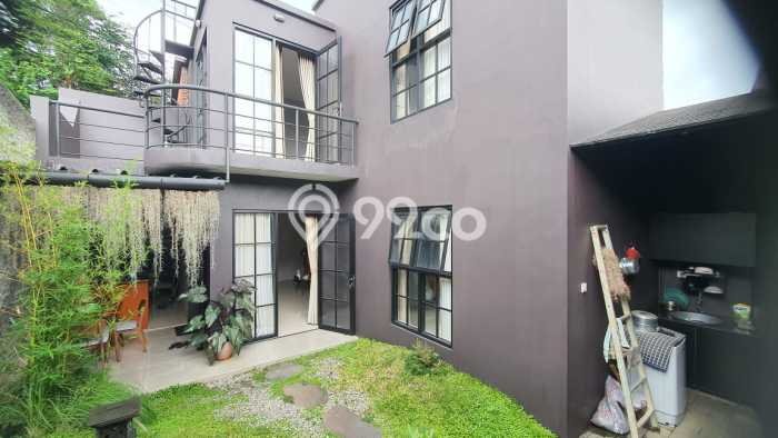 Dijual Hunian Rumah Terawat 3 KT di Dago Pakar, Bandung Dijual Hunian Rumah Terawat 3 KT di Dago Pakar, Bandung