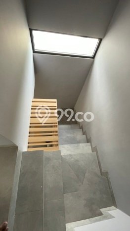 Rumah Modern Cantik 3 Kamar Siap Huni di BSD Rumah Modern Cantik 3 Kamar Siap Huni di BSD