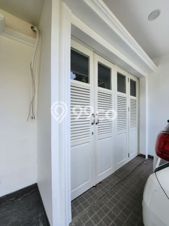 Rumah Elit Modern Siap Huni di Lippo Karawaci Tangerang Rumah Elit Modern Siap Huni di Lippo Karawaci Tangerang