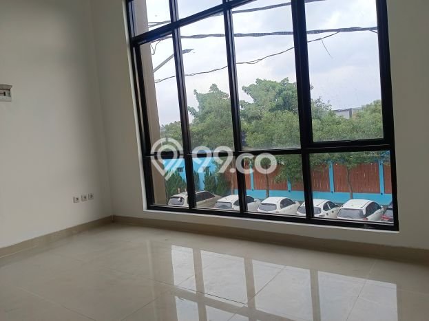 Lokasi Strategis! Dijual Ruko Bisnis di Karawaci, Tangerang Kondisi Bagus Lokasi Strategis! Dijual Ruko Bisnis di Karawaci, Tangerang Kondisi Bagus