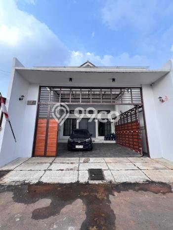 Rumah Elit Modern Tanpa Renovasi di BSD Tangerang Rumah Elit Modern Tanpa Renovasi di BSD Tangerang
