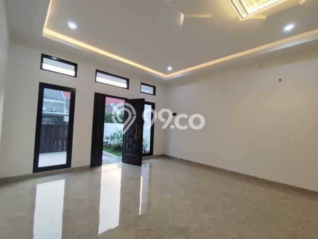 Hunian Elit LB 250m2 Siap Pakai Desain Elegan di BSD Nusaloka, Tangerang Hunian Elit LB 250m2 Siap Pakai Desain Elegan di BSD Nusaloka, Tangerang