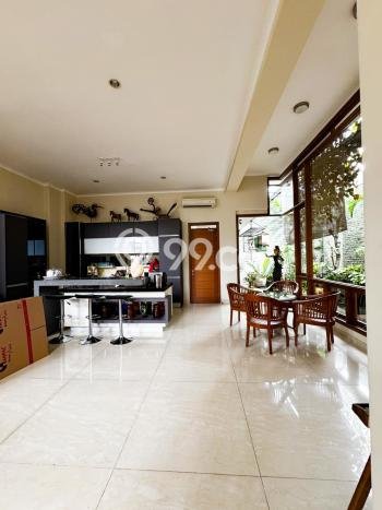 Hunian Mewah LB 500m2 Siap Huni Desain Elegan di BSD The Green, Tangerang Hunian Mewah LB 500m2 Siap Huni Desain Elegan di BSD The Green, Tangerang
