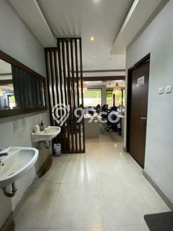 Rumah Mewah LB 200m2 Siap Huni Desain Elegan di BSD Griya Loka, Tangerang Rumah Mewah LB 200m2 Siap Huni Desain Elegan di BSD Griya Loka, Tangerang