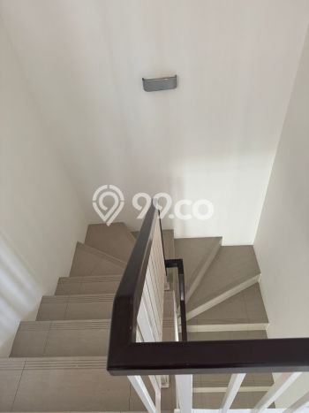 Rumah sewa siap huni 3 KT di BSD City, Tangerang Rumah sewa siap huni 3 KT di BSD City, Tangerang