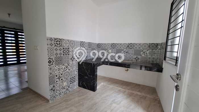 Rumah Elit Modern Tanpa Renovasi di Alam Sutera Tangerang Rumah Elit Modern Tanpa Renovasi di Alam Sutera Tangerang