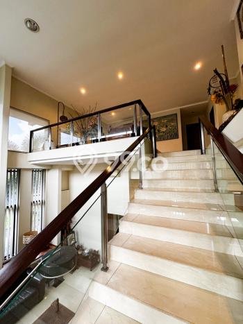 Hunian Mewah LB 500m2 Siap Huni Desain Elegan di BSD The Green, Tangerang Hunian Mewah LB 500m2 Siap Huni Desain Elegan di BSD The Green, Tangerang