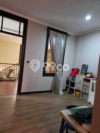 Rumah Luxury Modern Tanpa Renovasi di BSD Giri Loka Tangerang Rumah Luxury Modern Tanpa Renovasi di BSD Giri Loka Tangerang