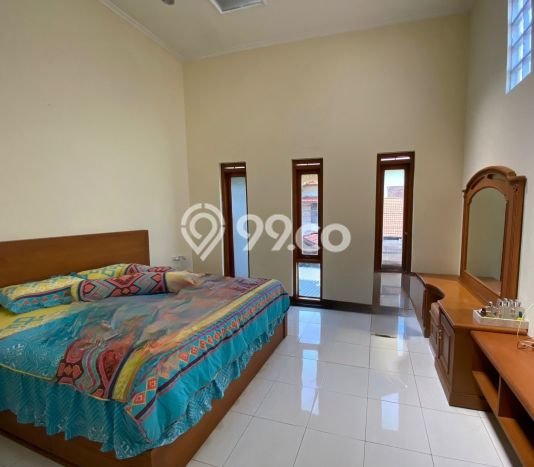 Rumah Minimalis 4 KT LT 240m2 di Taman Kopo Indah Rumah Minimalis 4 KT LT 240m2 di Taman Kopo Indah