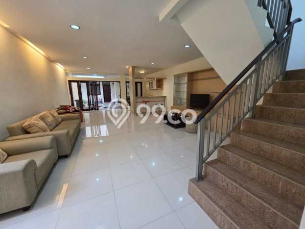 Disewakan Rumah Harga Terjangkau di Sarijadi Bandung Punya 4 Kamar Tidur Disewakan Rumah Harga Terjangkau di Sarijadi Bandung Punya 4 Kamar Tidur