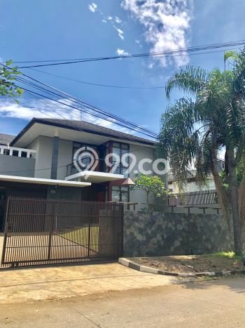 Disewakan Rumah Murah di Pasteur Bandung Punya 4 KT Disewakan Rumah Murah di Pasteur Bandung Punya 4 KT