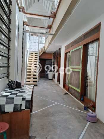 Sewa Rumah Murah di Setra Sari Bandung Punya 7 Kamar Tidur Sewa Rumah Murah di Setra Sari Bandung Punya 7 Kamar Tidur