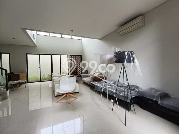 Rumah sewa siap huni 4 Kamar Tidur di Summarecon Bandung, Bandung Rumah sewa siap huni 4 Kamar Tidur di Summarecon Bandung, Bandung