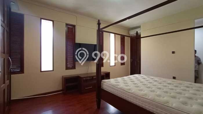 Rumah Sewa Bandung LT 300m2 LB 400m2 Area Setra Duta Rumah Sewa Bandung LT 300m2 LB 400m2 Area Setra Duta