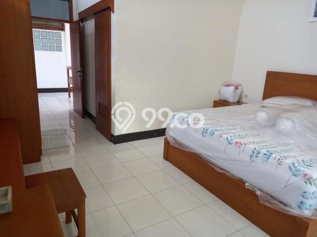 Rumah Minimalis 4 KT LT 240m2 di Taman Kopo Indah Rumah Minimalis 4 KT LT 240m2 di Taman Kopo Indah