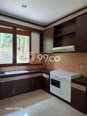 Disewakan Rumah Konsep Modern di Coblong Bandung dengan 5 KT Disewakan Rumah Konsep Modern di Coblong Bandung dengan 5 KT