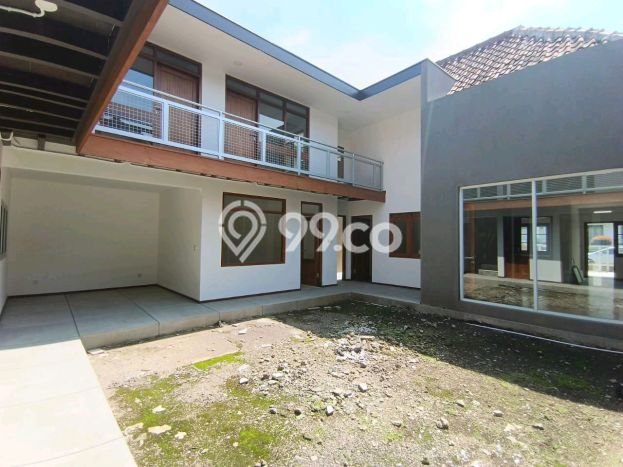 Disewakan Rumah Murah di Riau Bandung dengan 6 Kamar Tidur Disewakan Rumah Murah di Riau Bandung dengan 6 Kamar Tidur