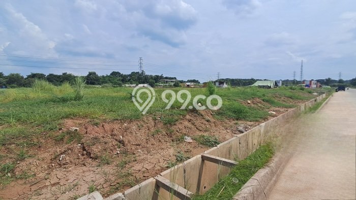 Jarang Ada! Tanah di Karawang Barat Punya Luas 7832m2 - Jarang Ada! Tanah di Karawang Barat Punya Luas 7832m2 -