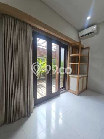 Ready to Use! Luxury House LT 250m2 Desain Modern di Mahendradata Ready to Use! Luxury House LT 250m2 Desain Modern di Mahendradata