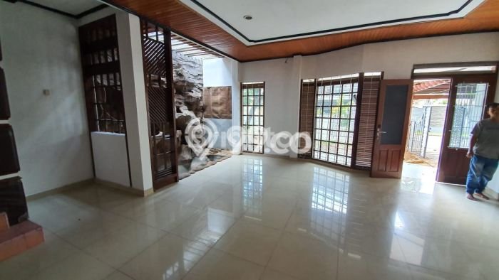 Rumah Elit LB 200m2 Siap Pakai Desain Elegan di Citra Garden, Jakarta Barat Rumah Elit LB 200m2 Siap Pakai Desain Elegan di Citra Garden, Jakarta Barat