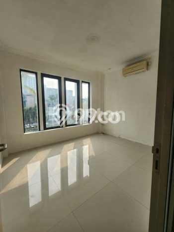 Ruko Ready Kawasan Daan Mogot, Luas 230m², Area Komersial, Jalan Bagus Ruko Ready Kawasan Daan Mogot, Luas 230m², Area Komersial, Jalan Bagus