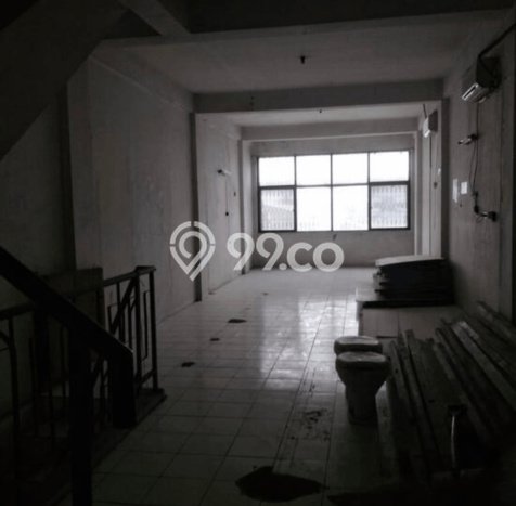 Ruko Dijual di Jakarta Utara LT 80m2 & LB 60m2 Lokasi Terbaik! Ruko Dijual di Jakarta Utara LT 80m2 & LB 60m2 Lokasi Terbaik!