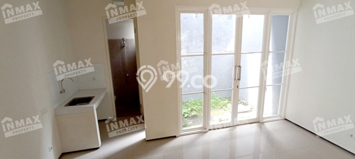 Disewakan! Rumah 2 Kamar Tidur &
2 Kamar Mandi di Malang Kota, Malang Disewakan! Rumah 2 Kamar Tidur &
2 Kamar Mandi di Malang Kota, Malang