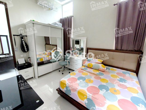 Rumah Elit Modern Tanpa Renovasi di Tunggulwulung Malang Rumah Elit Modern Tanpa Renovasi di Tunggulwulung Malang