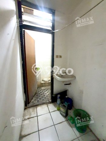 Disewakan Ruko di Pusat Kota Malang Ramai Strategis Disewakan Ruko di Pusat Kota Malang Ramai Strategis