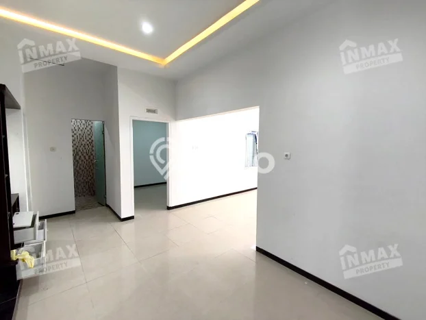 Jarang Ada! Rumah Sewa 2 Kamar Nyaman Siap Huni Tidar Jarang Ada! Rumah Sewa 2 Kamar Nyaman Siap Huni Tidar