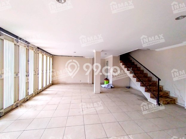 Rumah sewa siap pakai 6 Kamar Tidur di Malang Kota, Malang Rumah sewa siap pakai 6 Kamar Tidur di Malang Kota, Malang