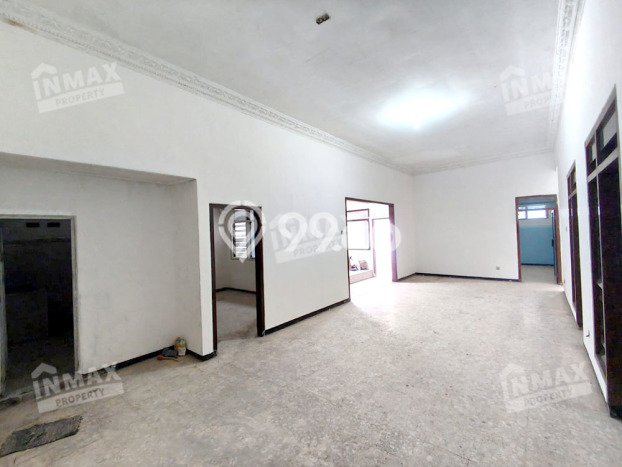 Rumah Elit Modern Tanpa Renovasi di Malang Kota Malang Rumah Elit Modern Tanpa Renovasi di Malang Kota Malang