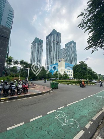 Ruko Dijual di Jakarta Barat LT 106m2 & LB 424m2 Lokasi Terbaik! Ruko Dijual di Jakarta Barat LT 106m2 & LB 424m2 Lokasi Terbaik!