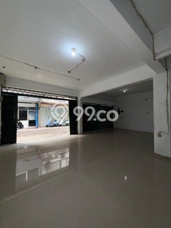 Ruko Dijual di Surabaya LT 49m2 & LB 147m2 Lokasi Terbaik! Ruko Dijual di Surabaya LT 49m2 & LB 147m2 Lokasi Terbaik!