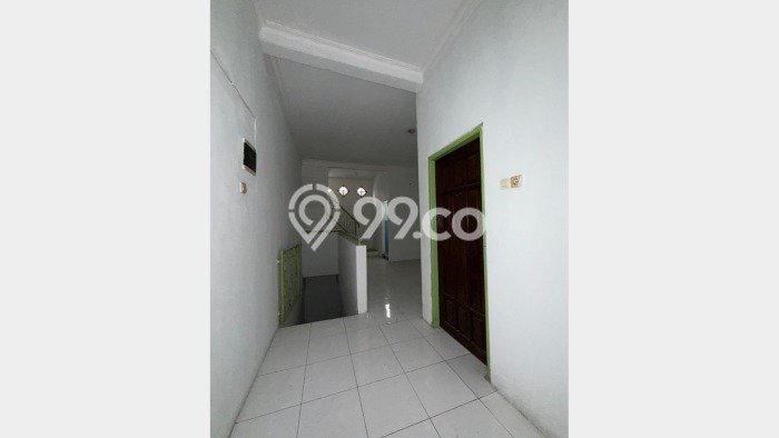Ruko Dijual di Surabaya LT 49m2 & LB 147m2 Lokasi Terbaik! Ruko Dijual di Surabaya LT 49m2 & LB 147m2 Lokasi Terbaik!