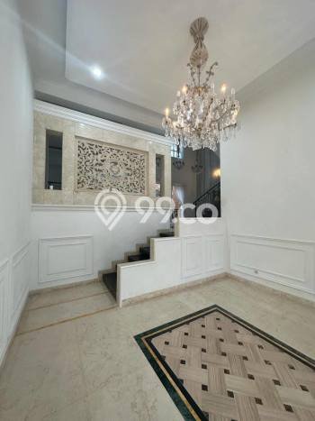 Hunian Elit LB 519m2 Siap Pakai Desain Elegan di Pondok Indah, Jakarta Selatan Hunian Elit LB 519m2 Siap Pakai Desain Elegan di Pondok Indah, Jakarta Selatan