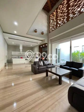 Ready to Use! Luxury House LT 651m2 Desain Elegan di Pondok Indah Ready to Use! Luxury House LT 651m2 Desain Elegan di Pondok Indah