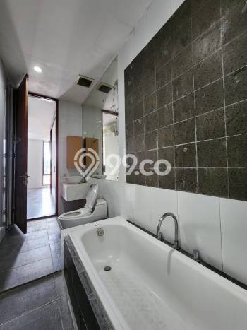Hunian Elit LB 550m2 Siap Pakai Desain Elegan di Kemang, Jakarta Selatan Hunian Elit LB 550m2 Siap Pakai Desain Elegan di Kemang, Jakarta Selatan