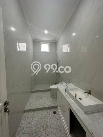 Hunian Elit LB 519m2 Siap Pakai Desain Elegan di Pondok Indah, Jakarta Selatan Hunian Elit LB 519m2 Siap Pakai Desain Elegan di Pondok Indah, Jakarta Selatan