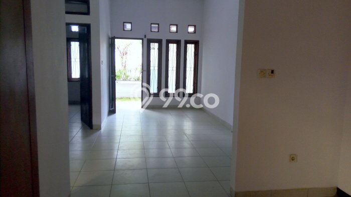 Rumah sewa siap huni 3 KT di Soekarno Hatta, Bandung Rumah sewa siap huni 3 KT di Soekarno Hatta, Bandung