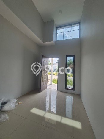 Rumah Modern Cantik 2 Kamar Siap Huni di Balikpapan Utara Rumah Modern Cantik 2 Kamar Siap Huni di Balikpapan Utara